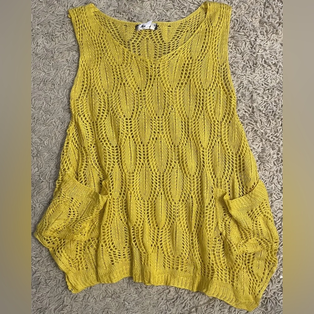 MINGLE yellow knit semi sheer sleeveless top pockets small s 4